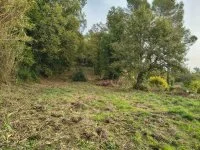 Bagnols-en-For&ecirc;t - Terrain - Mas Provence
