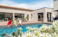 L&rsquo;&eacute;l&eacute;gance d&rsquo;une villa moderne ouverte sur l&rsquo;ext&eacute;rieur